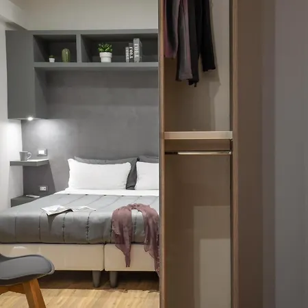 Sant'ambrogio 7 Tatil Evi Roma