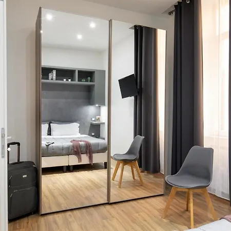 Sant'ambrogio 7 Tatil Evi *