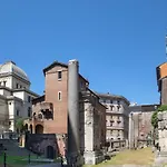 Sant'ambrogio 7 Holiday home