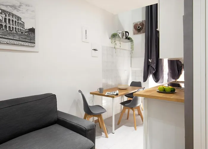 Holiday home Sant'ambrogio 7 *